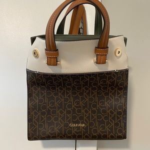 Calvin Klein Brown Khaki & White Leather Purse/Bag/Backpack For Women